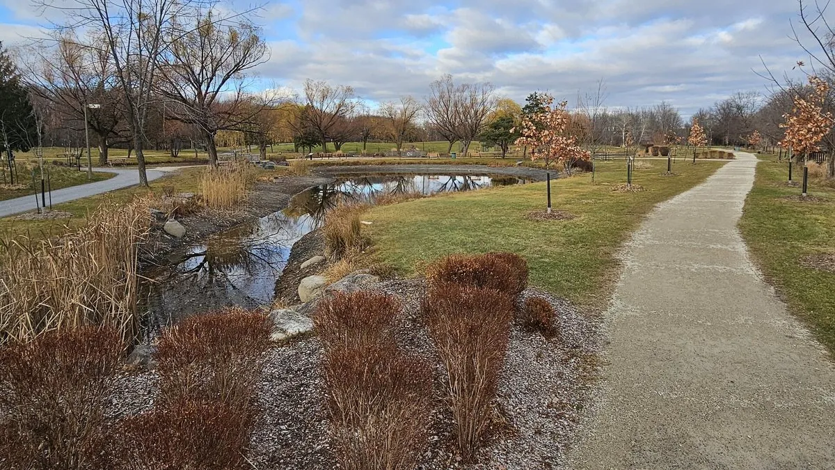 IPTV à Longueuil: Longueuil-Parc Michel-Chartrand-Étang et clairière